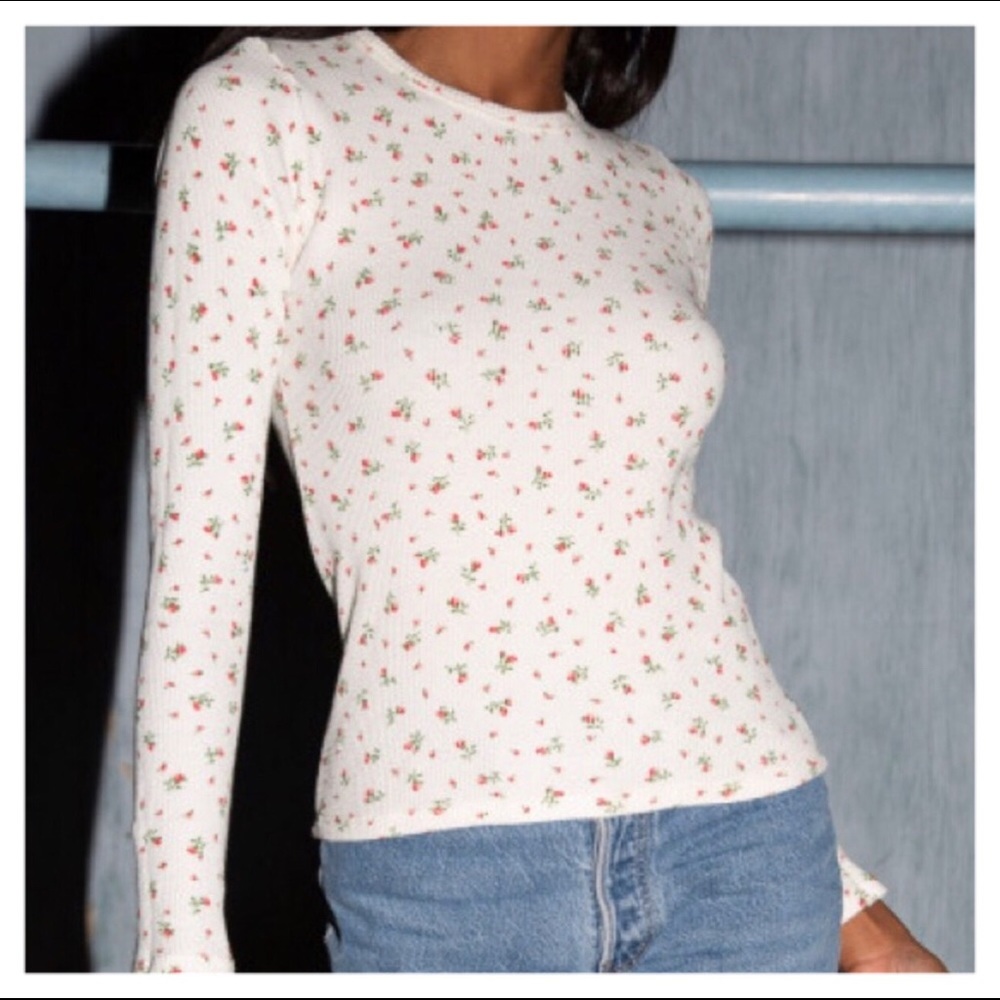 Floral Brandy Melville Top 🌹